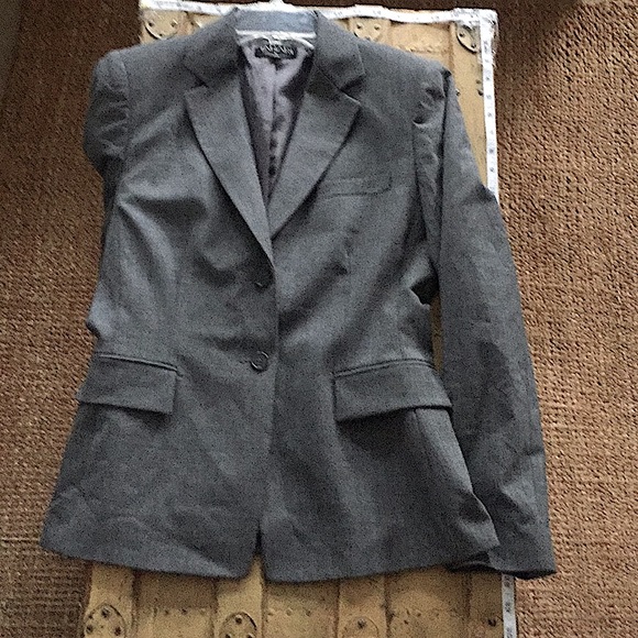 TAHARI HEATHER GRAY 2 PC PANT BLAZER SUIT SET 6 - Picture 7 of 16